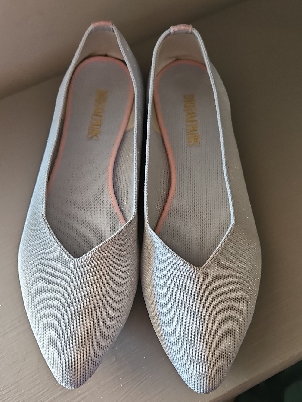 DREAM PAIRS SILVER/GRAY METALLIC FLATS SZ 8